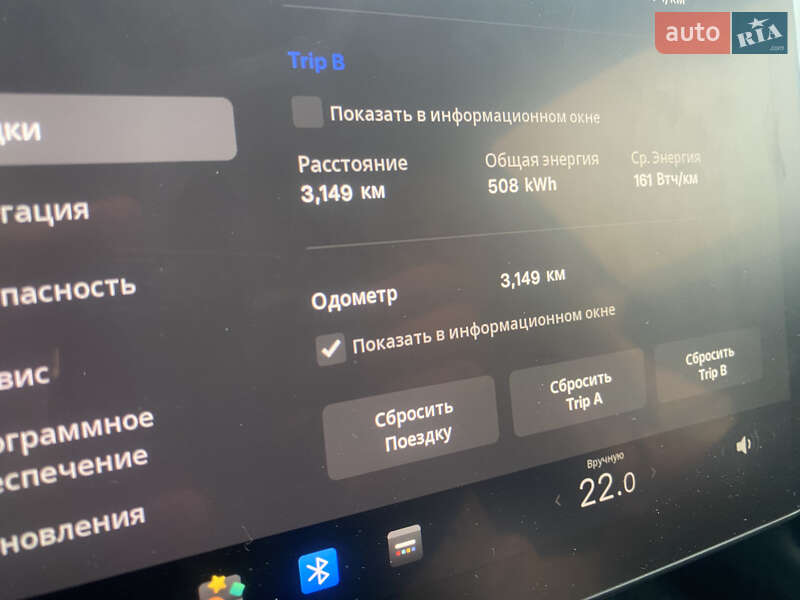 Седан Tesla Model 3 2023 в Дніпрі