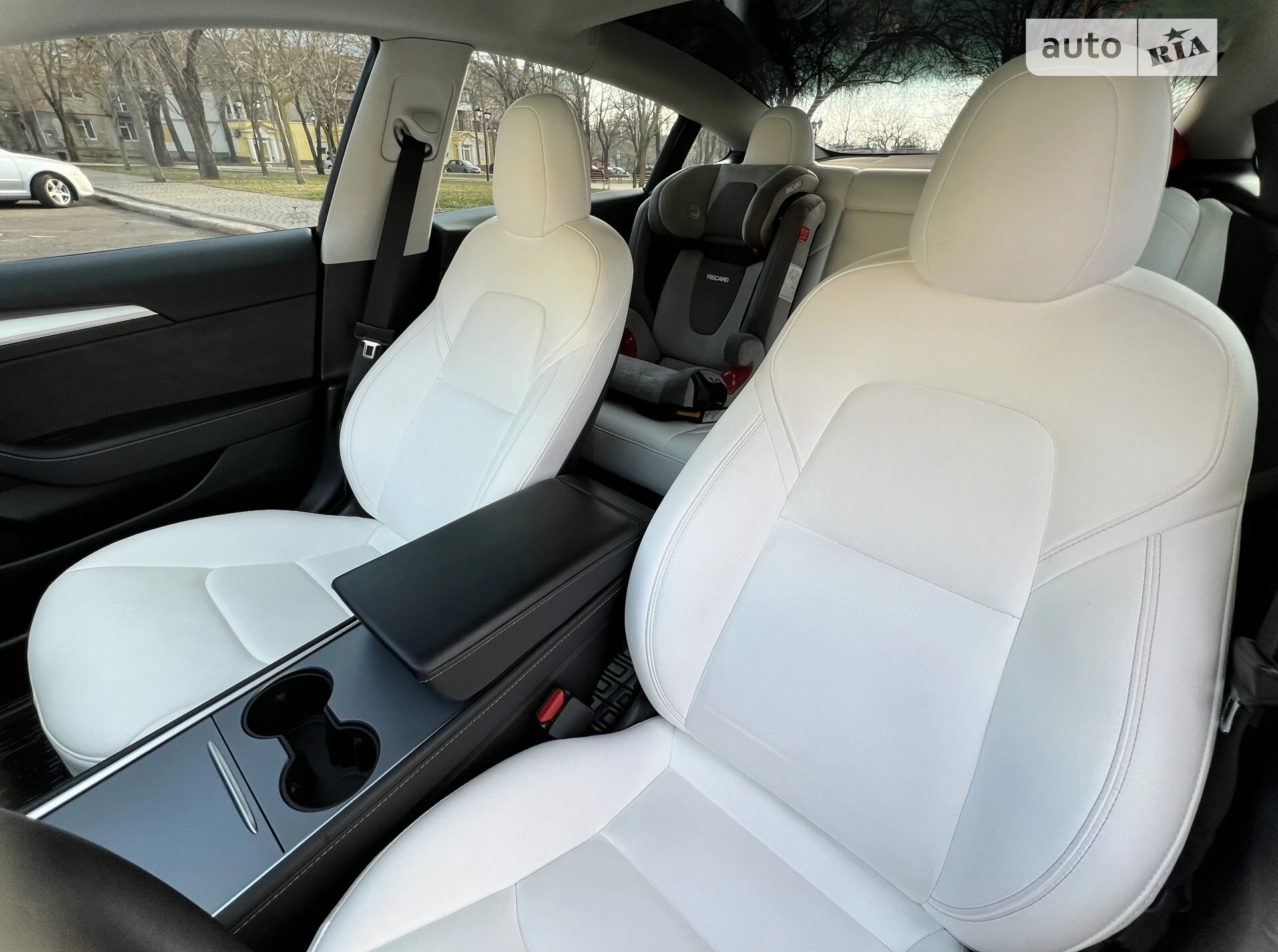 2022 Tesla Model 3 - мініатюра 18