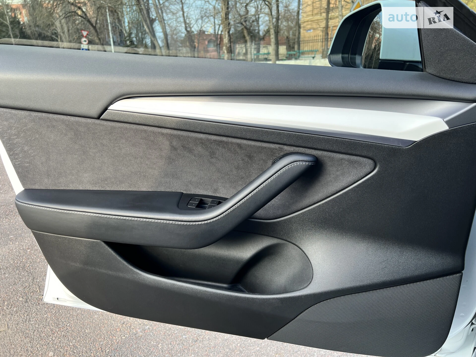 2022 Tesla Model 3 - мініатюра 14
