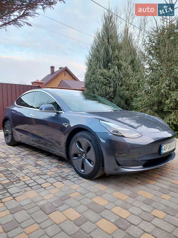 Седан Tesla Model 3 2019 в Запоріжжі