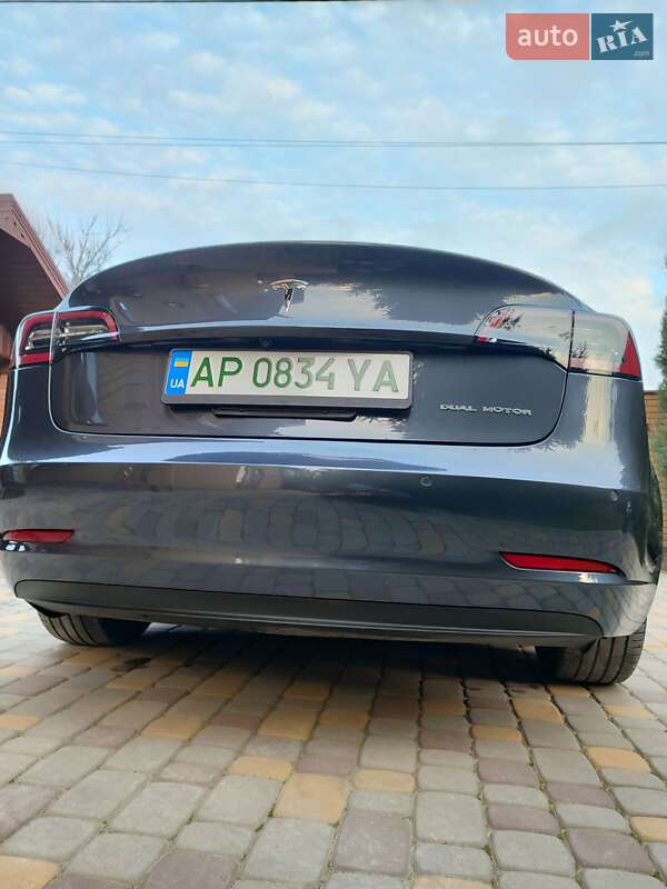 Седан Tesla Model 3 2019 в Запоріжжі