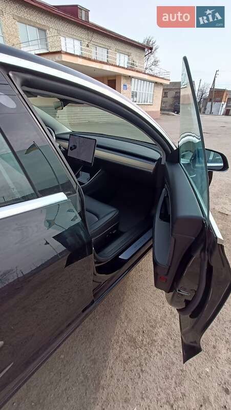 Седан Tesla Model 3 2019 в Одессе фото 24 Седан Tesla Model 3 2019 в Одессе
