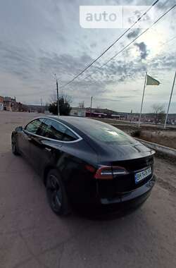 Седан Tesla Model 3 2019 в Одессе