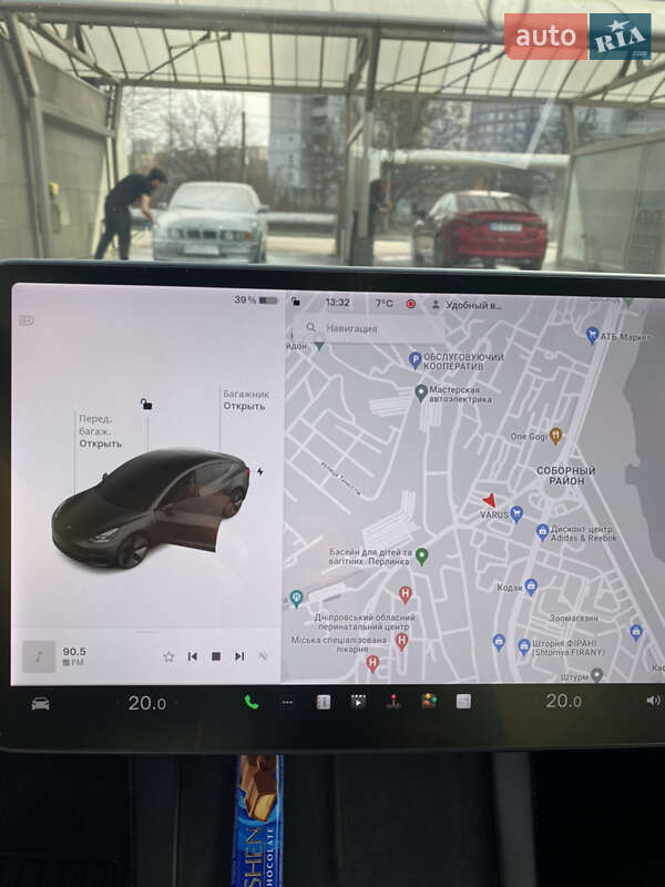 Седан Tesla Model 3 2021 в Дніпрі