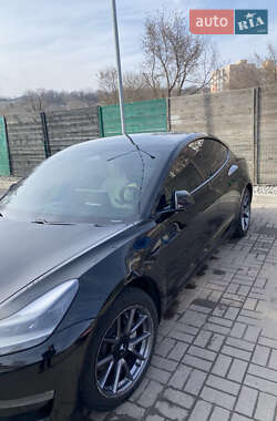 Седан Tesla Model 3 2021 в Дніпрі
