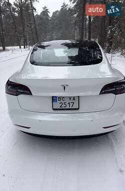 Седан Tesla Model 3 2018 в 