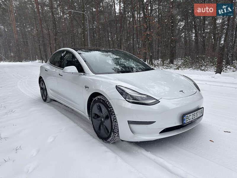 Седан Tesla Model 3 2018 в 