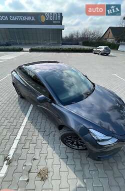 Седан Tesla Model 3 2018 в Виннице