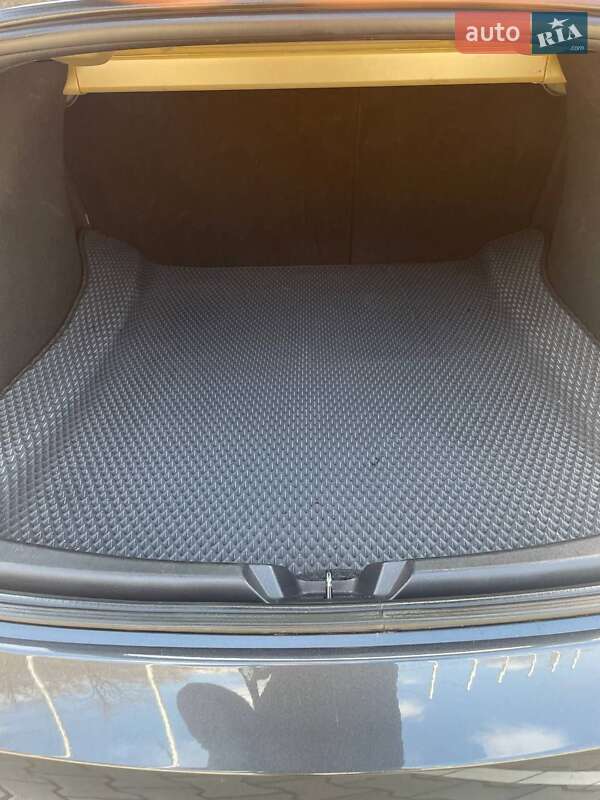 Седан Tesla Model 3 2018 в Вінниці
