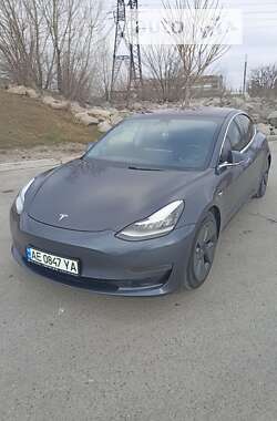 Седан Tesla Model 3 2018 в Дніпрі