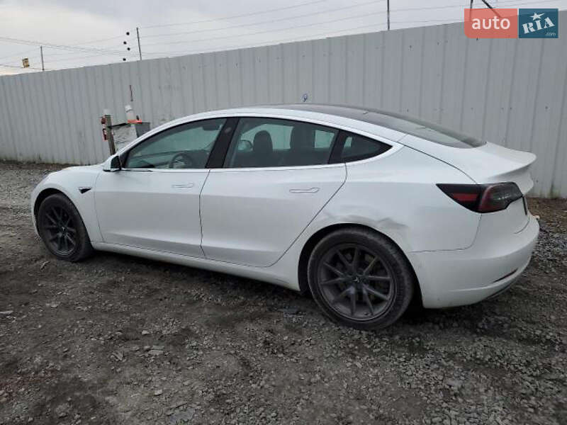 Седан Tesla Model 3 2019 в Одесі