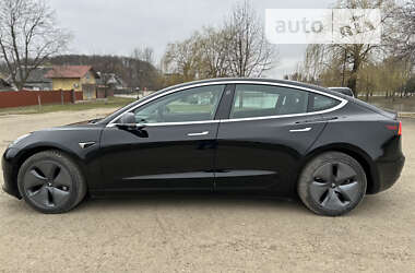 Седан Tesla Model 3 2019 в Коломые