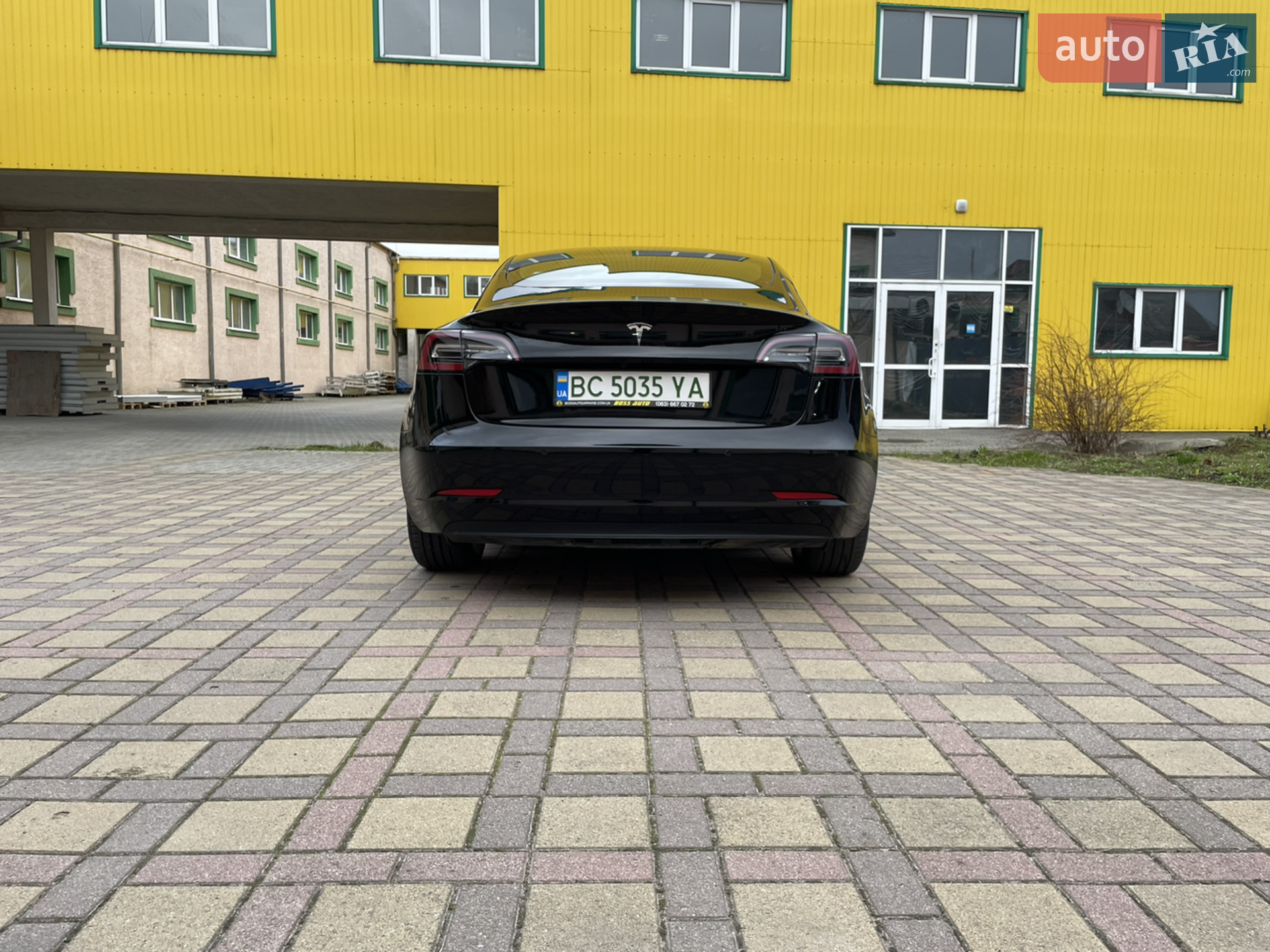 2022 Tesla Model 3 - мініатюра 16