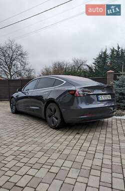 Седан Tesla Model 3 2019 в Черновцах