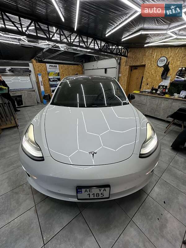 Седан Tesla Model 3 2018 в Днепре фото 7 Седан Tesla Model 3 2018 в Днепре