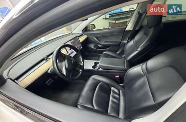 Седан Tesla Model 3 2018 в Дніпрі