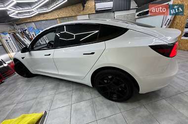 Седан Tesla Model 3 2018 в Дніпрі