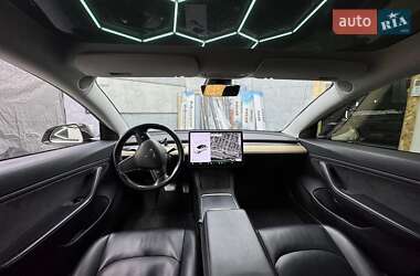 Седан Tesla Model 3 2018 в Дніпрі