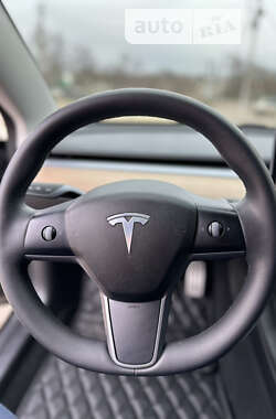 Седан Tesla Model 3 2020 в Харькове