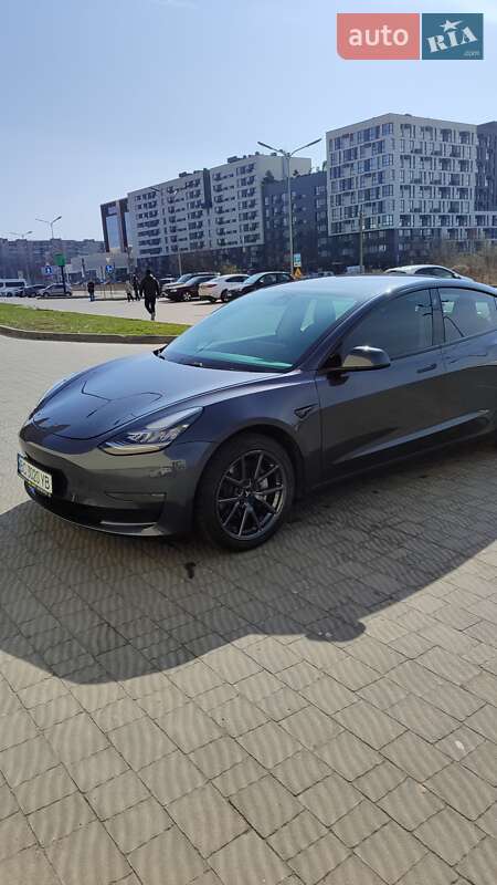 Tesla Model 3 2018