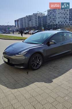 Седан Tesla Model 3 2018 в 