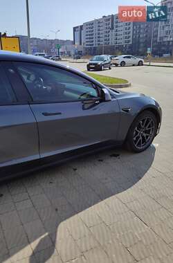 Седан Tesla Model 3 2018 в 
