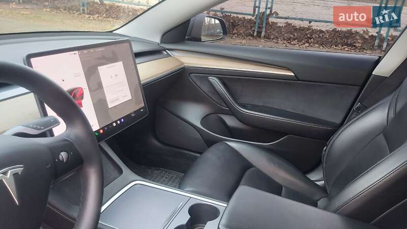 Седан Tesla Model 3 2021 в Миколаєві