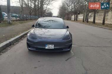 Седан Tesla Model 3 2021 в Николаеве
