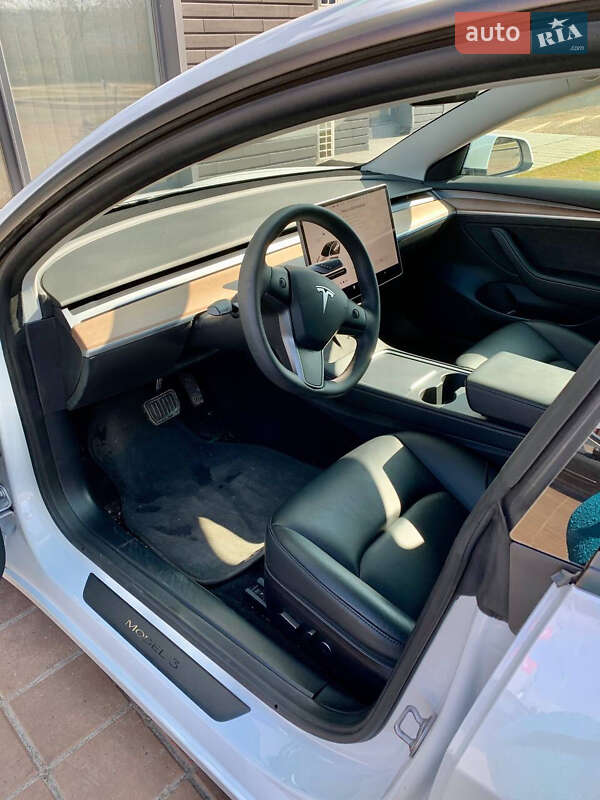 Седан Tesla Model 3 2022 в Черкассах фото 9 Седан Tesla Model 3 2022 в Черкассах