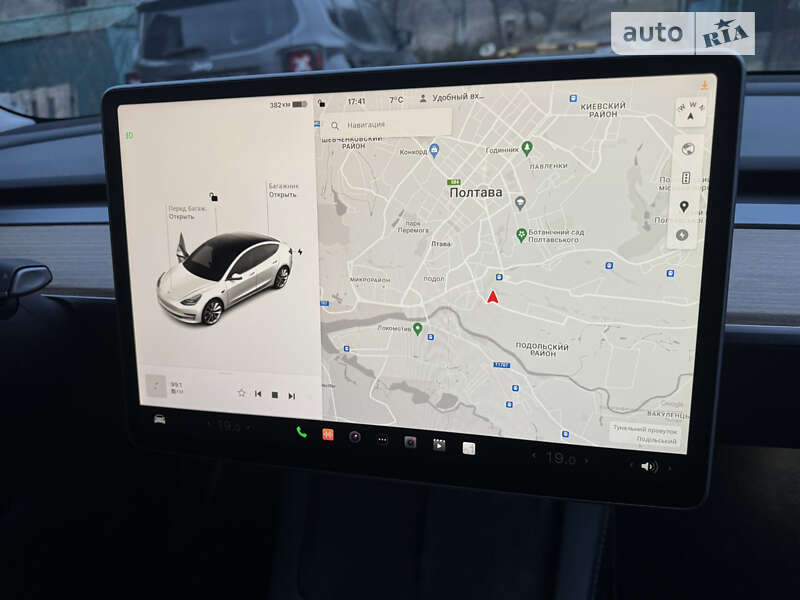 Седан Tesla Model 3 2022 в Полтаве