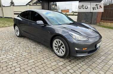 Седан Tesla Model 3 2022 в Львові