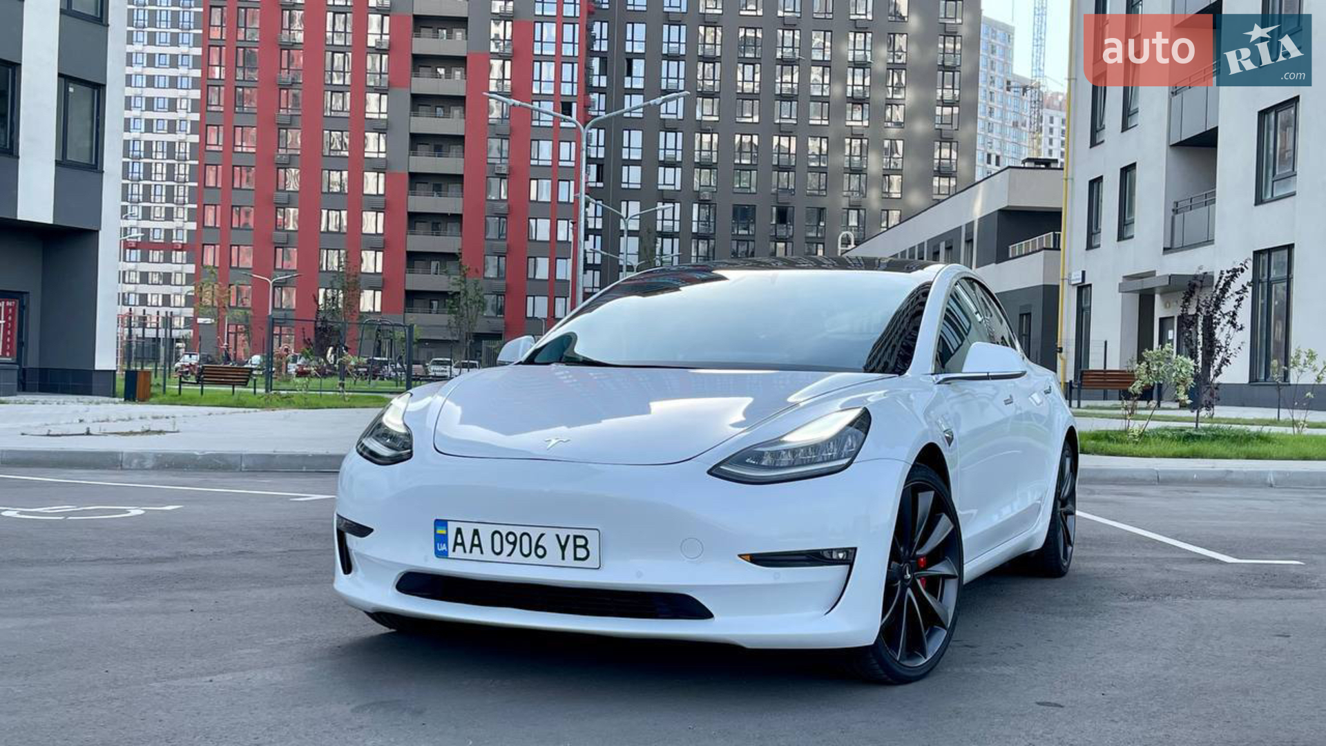 2020 Tesla Model 3 - мініатюра 11