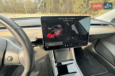 Седан Tesla Model 3 2018 в Ахтырке