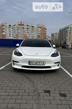 Седан Tesla Model 3 2021 в Виннице