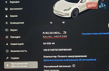 Седан Tesla Model 3 2021 в 
