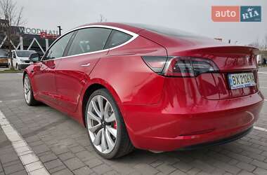 Седан Tesla Model 3 2018 в Хмельницком