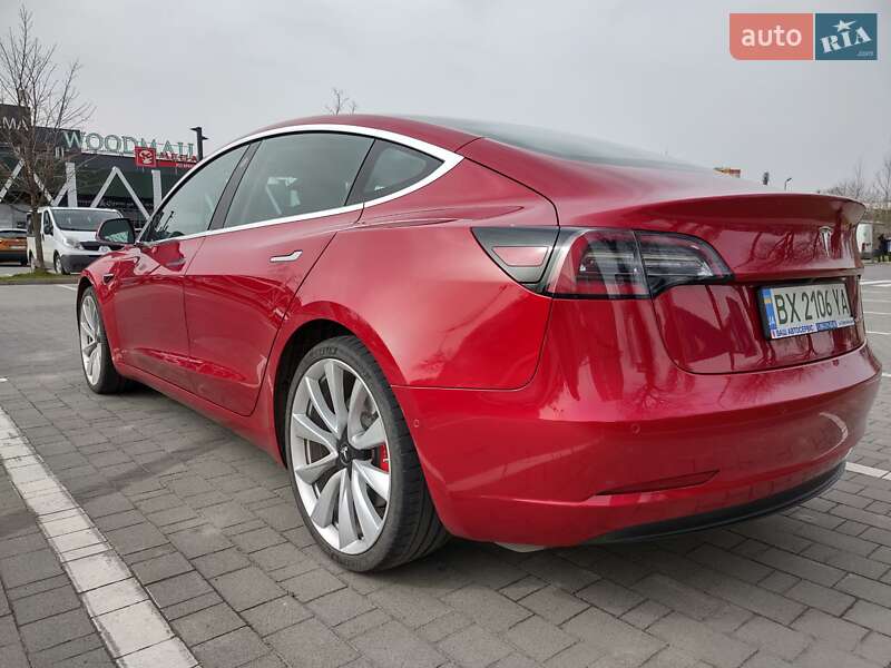 Седан Tesla Model 3 2018 в Хмельницькому