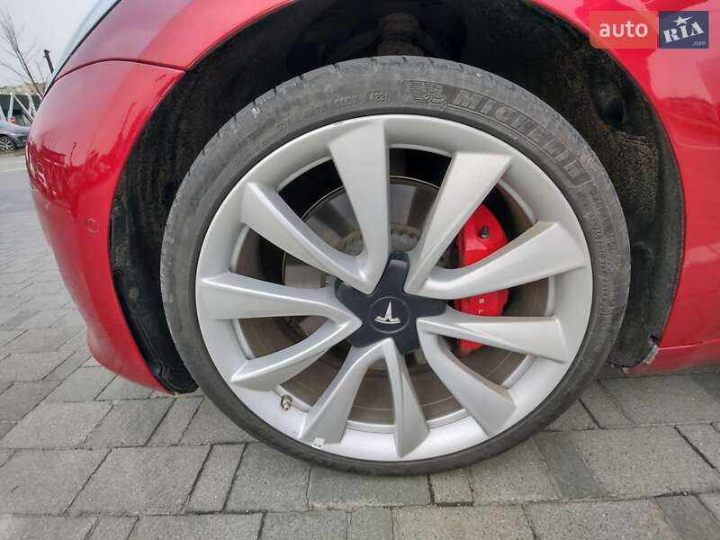 Седан Tesla Model 3 2018 в Хмельницькому