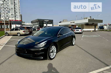 Седан Tesla Model 3 2019 в Києві