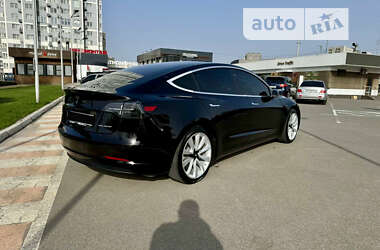 Седан Tesla Model 3 2019 в Києві