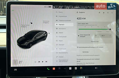 Седан Tesla Model 3 2018 в Львове