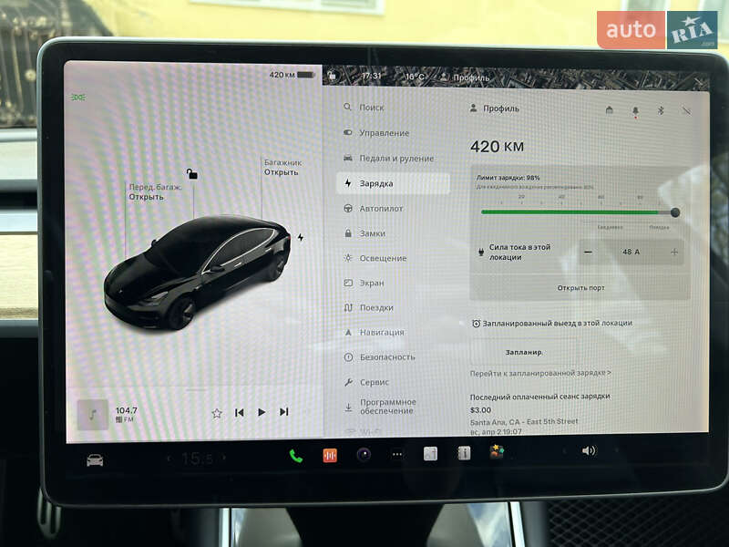 Седан Tesla Model 3 2018 в Львове