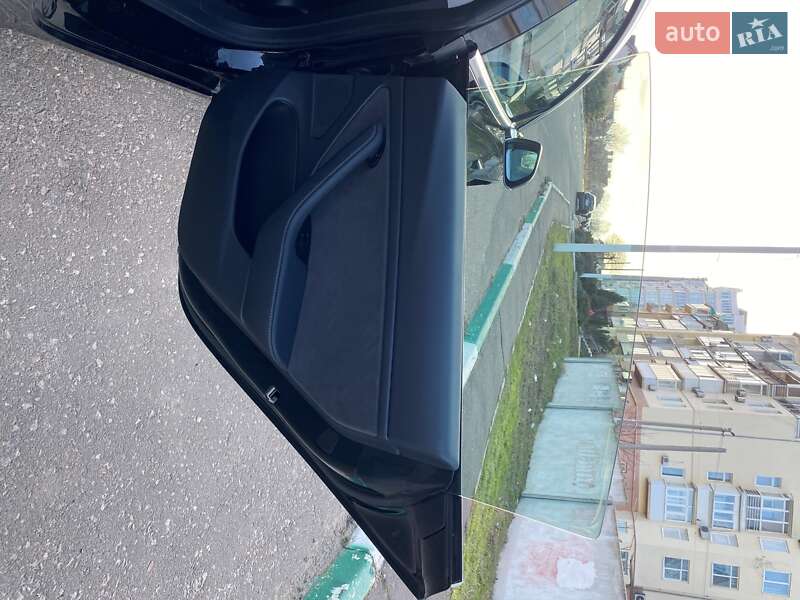 Седан Tesla Model 3 2019 в Одесі