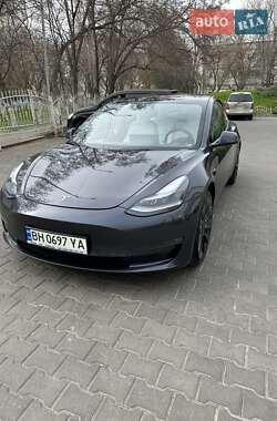 Седан Tesla Model 3 2021 в Одессе