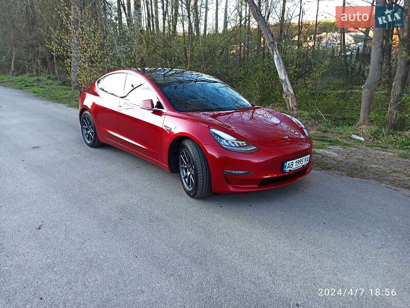 Tesla Model 3 2019