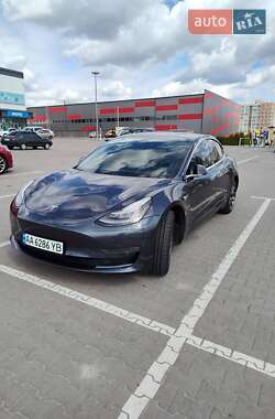 Седан Tesla Model 3 2019 в Киеве фото 15 Седан Tesla Model 3 2019 в Киеве