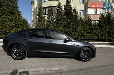 Седан Tesla Model 3 2022 в Києві