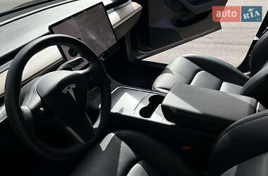 Седан Tesla Model 3 2022 в Києві