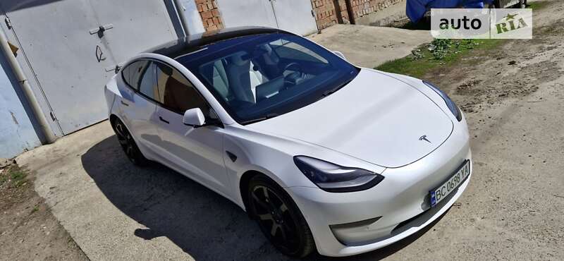 Седан Tesla Model 3 2019 в Николаеве