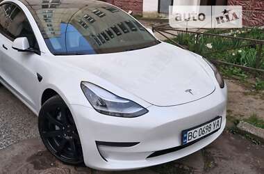 Седан Tesla Model 3 2019 в Николаеве